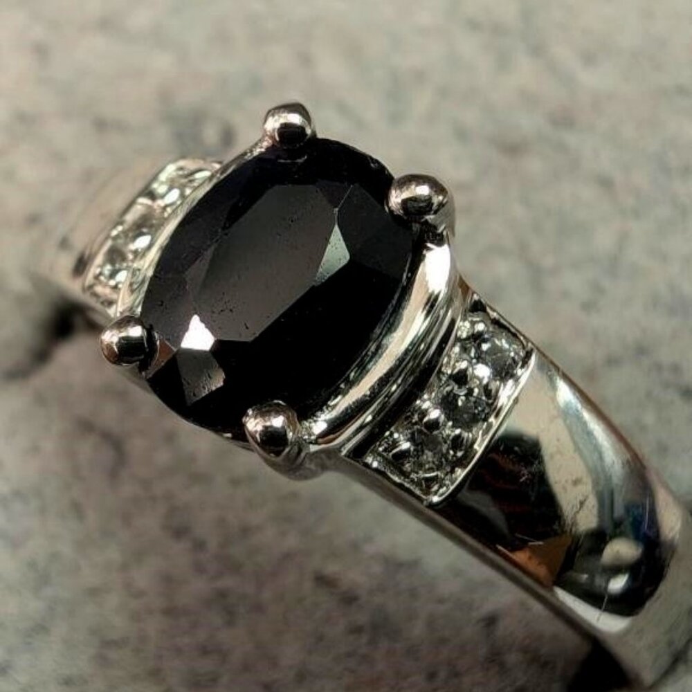 Silver Sapphire 0.75Ctv Ring, Suggested Retail Value $200